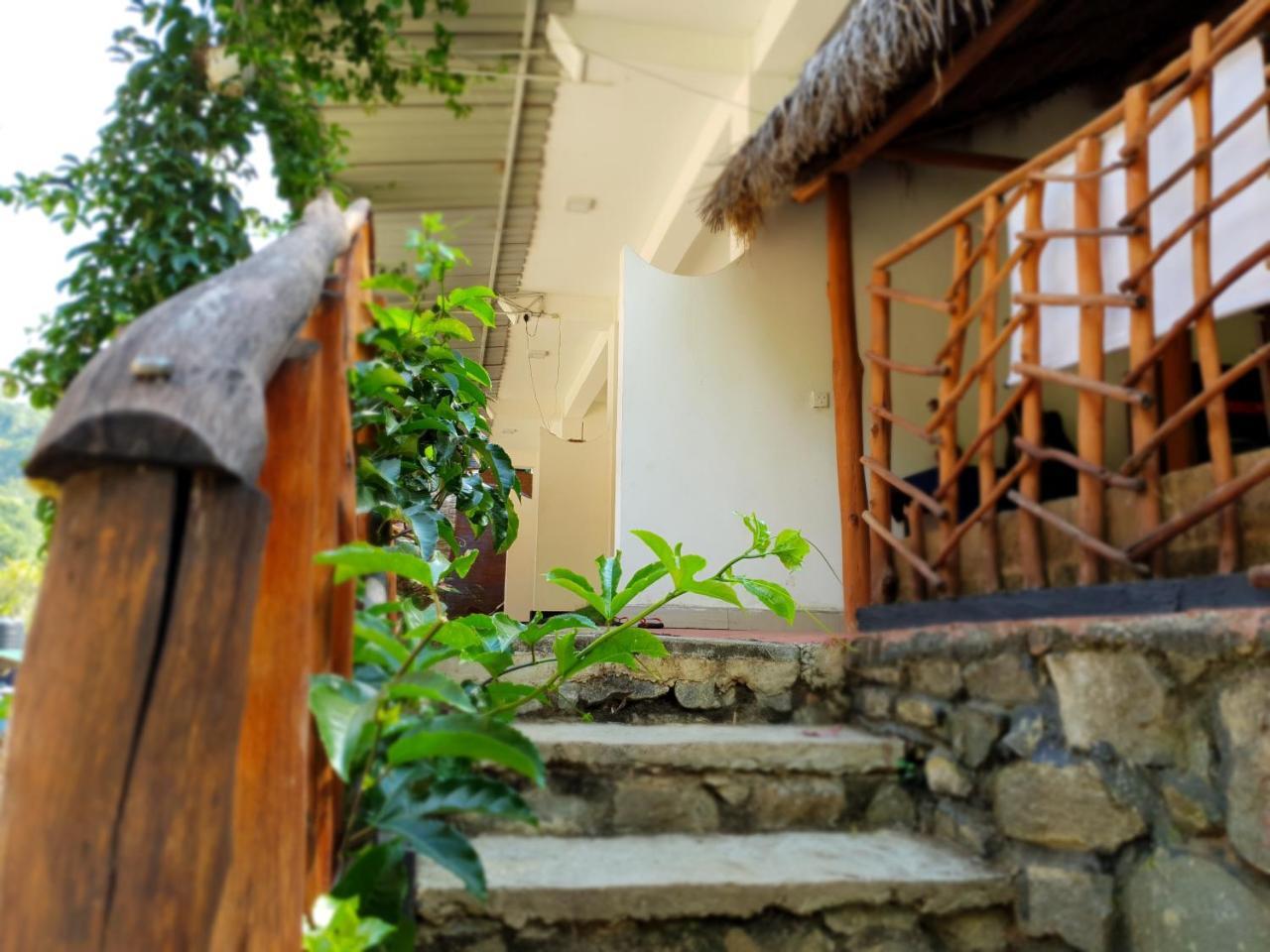 River House Ела Екстериор снимка